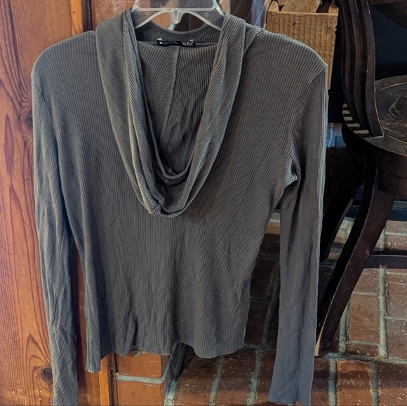 Zara Ribbed Hooded Long Sleeve Tee Large - Picture 3 of 7
